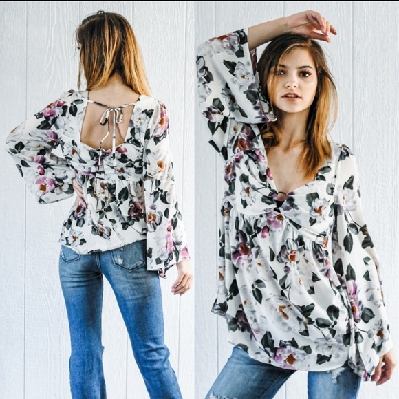 🎉HP Floral Keyhole Blouse - Picture 3 of 4
